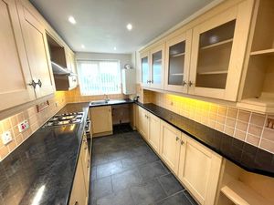 Oliver Lane Great Sutton